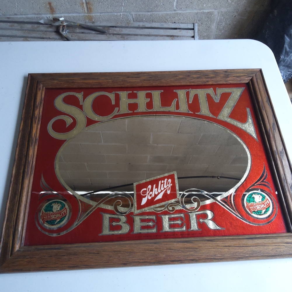 Vtg 1981 Wooden Frame Schlitz Beer Mirrored Sign Bar Sign Garage Art Man Cave
